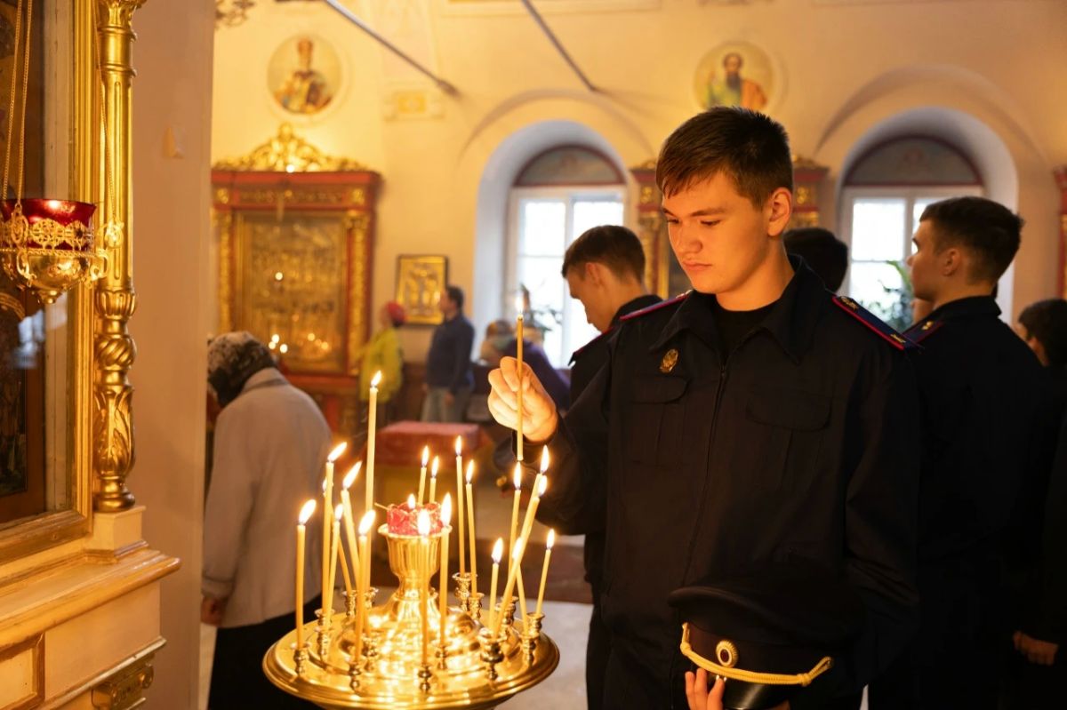 В Главном храме Следственного комитета России состоялось всенощное бдение в канун престольного праздника святого великомученика Никиты В Главном храме Следственного комитета России состоялось всенощное бдение в канун престольного праздника святого великомученика Никиты