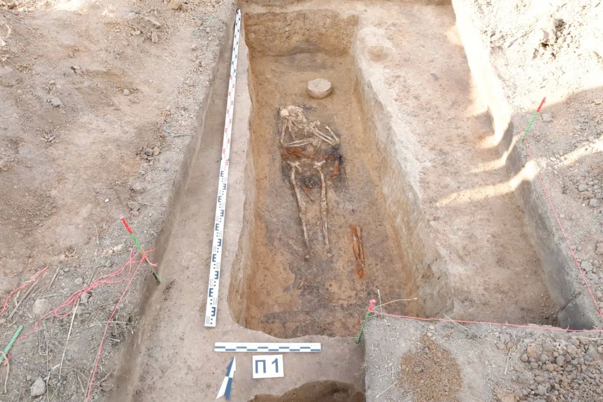 В Павловском округе археологи нашли мужское захоронение племени мурома VIII–X веков с оружием и редкими находками В Павловском округе археологи нашли мужское захоронение племени мурома VIII–X веков с оружием и редкими находками
