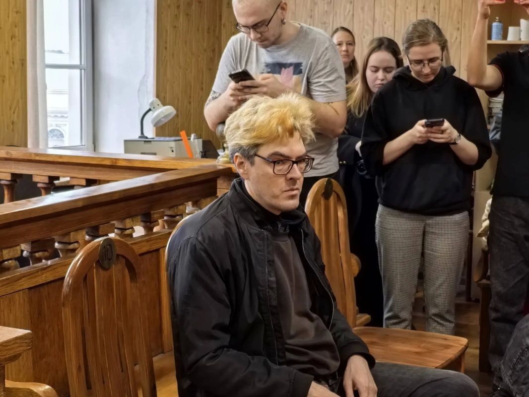 В Куйбышевском районном суде вынесли приговор лидеру инцелов Алексею Поднебесному В Куйбышевском районном суде вынесли приговор лидеру инцелов Алексею Поднебесному