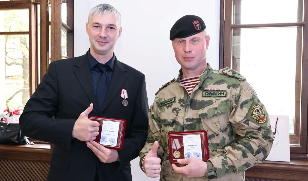 Сегодня во Дворце пионеров имени Чкалова вместе с Андреем Гнеушевым впервые вручили новые областные медали имени Матрены Вольской Сегодня во Дворце пионеров имени Чкалова вместе с Андреем Гнеушевым впервые вручили новые областные медали имени Матрены Вольской