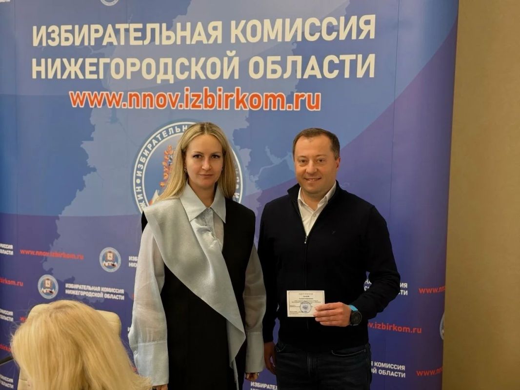 Алексей Ушаков получил мандат депутата Заксобрания Нижегородской области Алексей Ушаков получил мандат депутата Заксобрания Нижегородской области