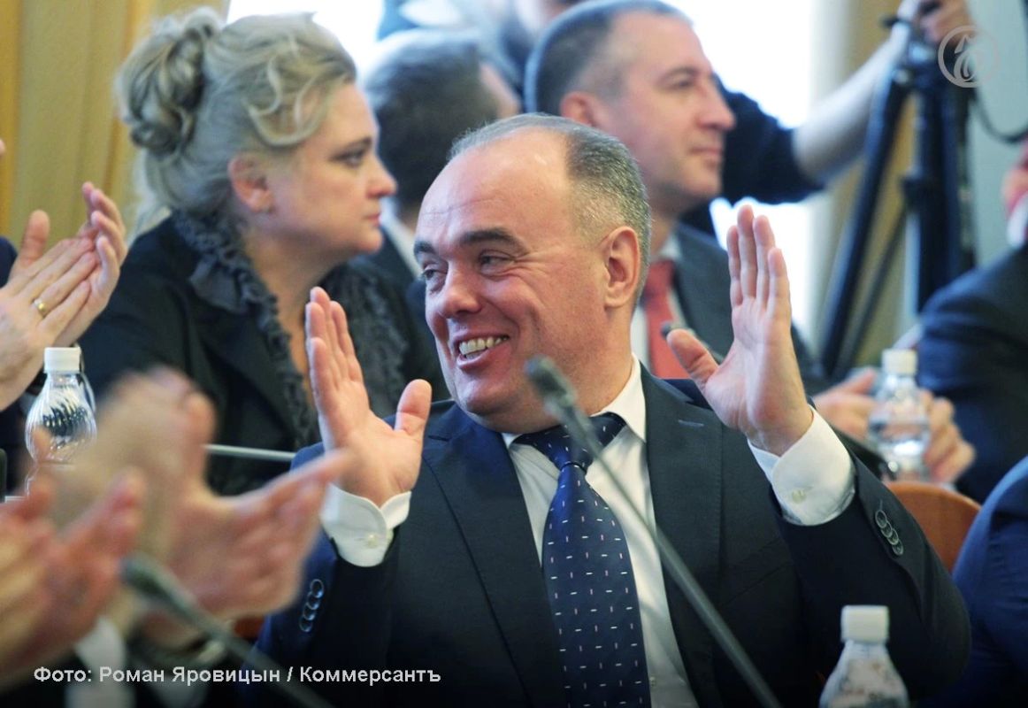 Арбитражный суд Нижегородской области утвердил многомиллионный долг экс-депутата заксобрания Дмитрия Колыванова перед Павловским опытным механическим заводом