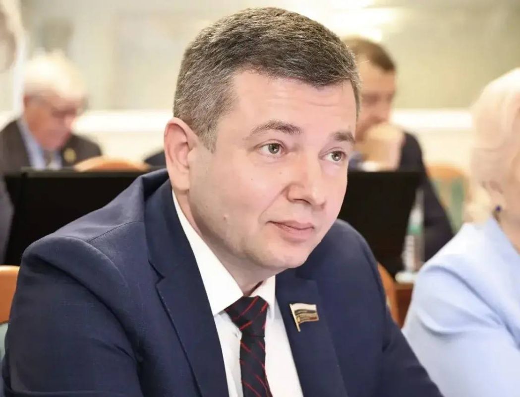 Александр Шаронов возглавил комитет Законодательного Собрания Нижегородской области по бюджету и налогам Александр Шаронов возглавил комитет Законодательного Собрания Нижегородской области по бюджету и налогам