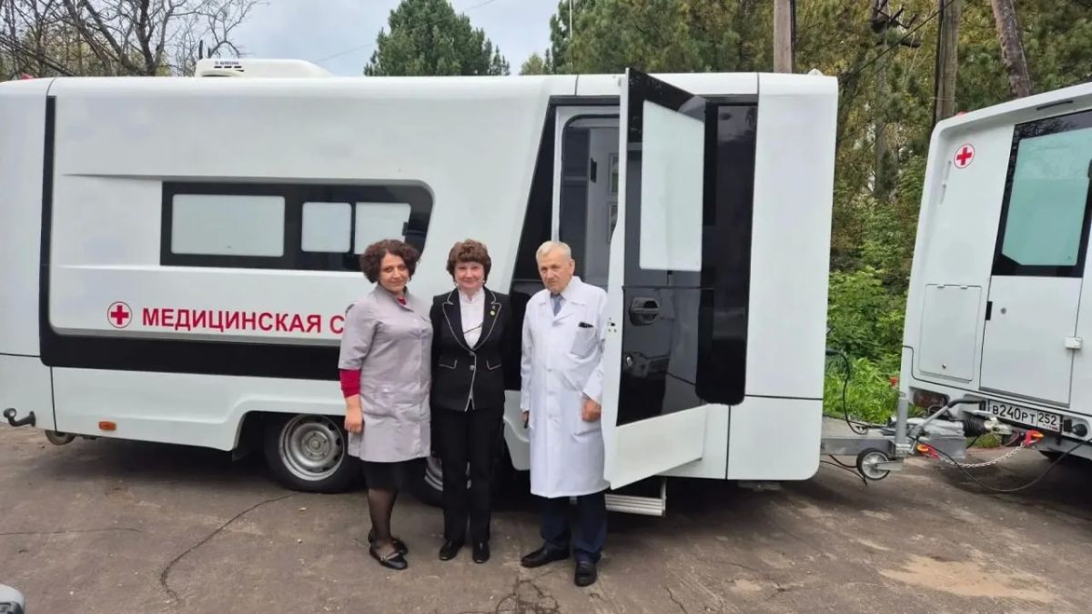 Валентина Цывова провела очередную выездную акцию «Женское здоровье» в Дальнеконстантиновской центральной районной больнице Валентина Цывова провела очередную выездную акцию «Женское здоровье» в Дальнеконстантиновской центральной районной больнице