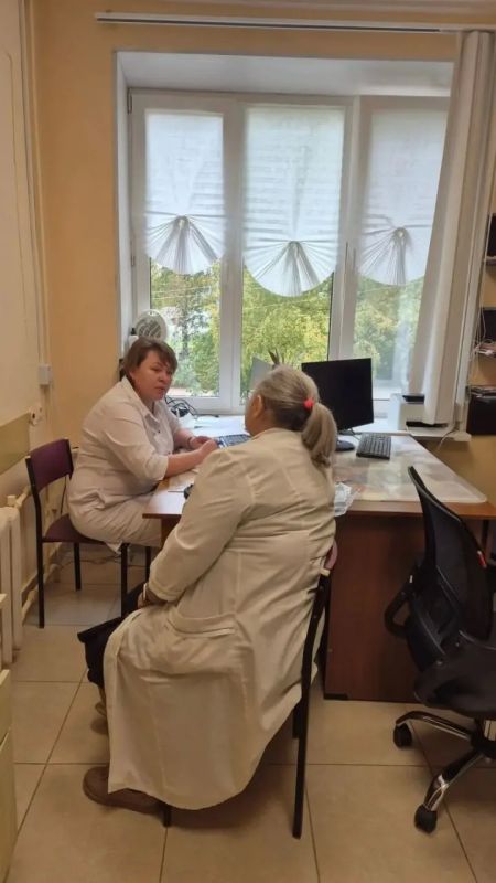Валентина Цывова провела очередную выездную акцию «Женское здоровье» в Дальнеконстантиновской центральной районной больнице Валентина Цывова провела очередную выездную акцию «Женское здоровье» в Дальнеконстантиновской центральной районной больнице