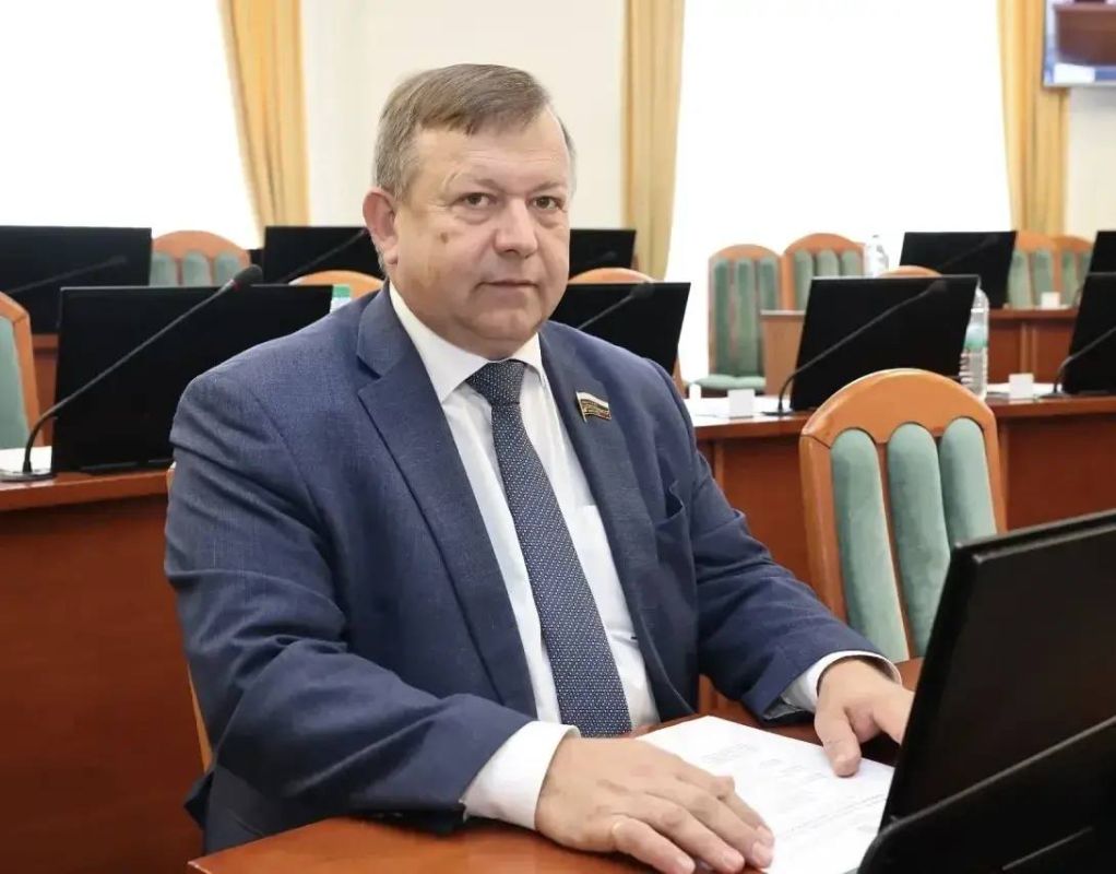 Александр Шаронов возглавил комитет Законодательного Собрания Нижегородской области по бюджету и налогам Александр Шаронов возглавил комитет Законодательного Собрания Нижегородской области по бюджету и налогам