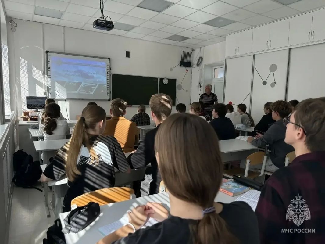 Месячник Гражданской обороны продолжается Месячник Гражданской обороны продолжается