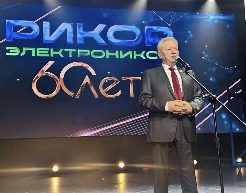 Обзор депутатской работы в округах за прошедшую неделю Обзор депутатской работы в округах за прошедшую неделю