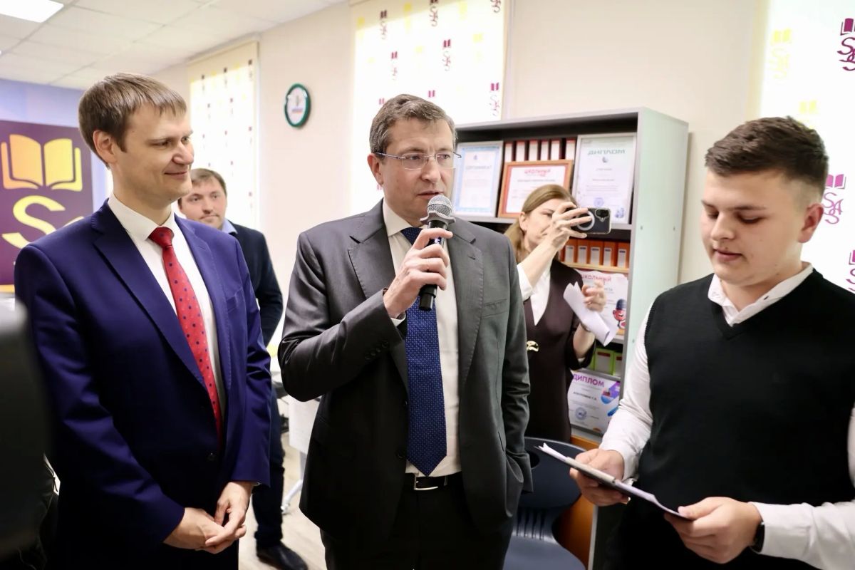 Глеб Никитин: Очень позитивные впечатления оставила Больше-Рыбушкинская школа Глеб Никитин: Очень позитивные впечатления оставила Больше-Рыбушкинская школа