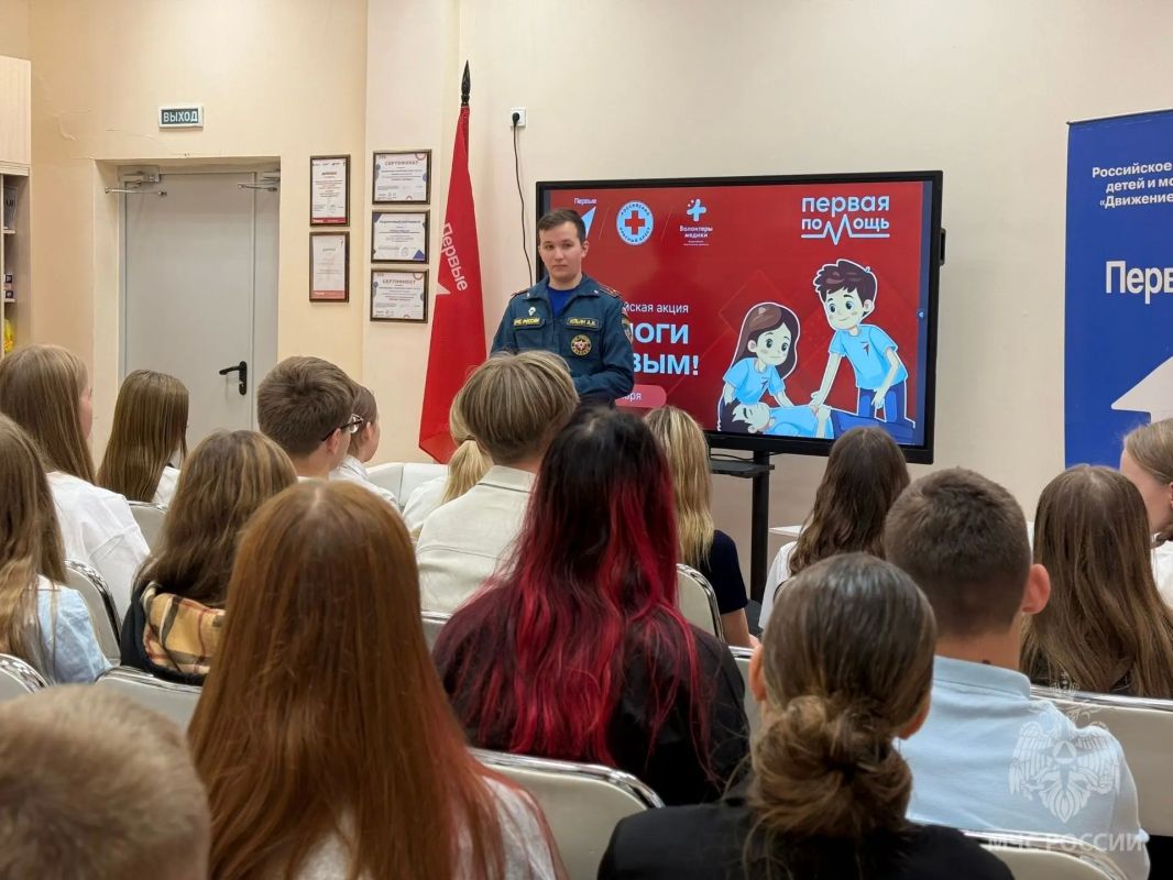 Пожарные – детям!. Центр детских инициатив города Бор заручился наставнической поддержкой огнеборцев Пожарные – детям!. Центр детских инициатив города Бор заручился наставнической поддержкой огнеборцев