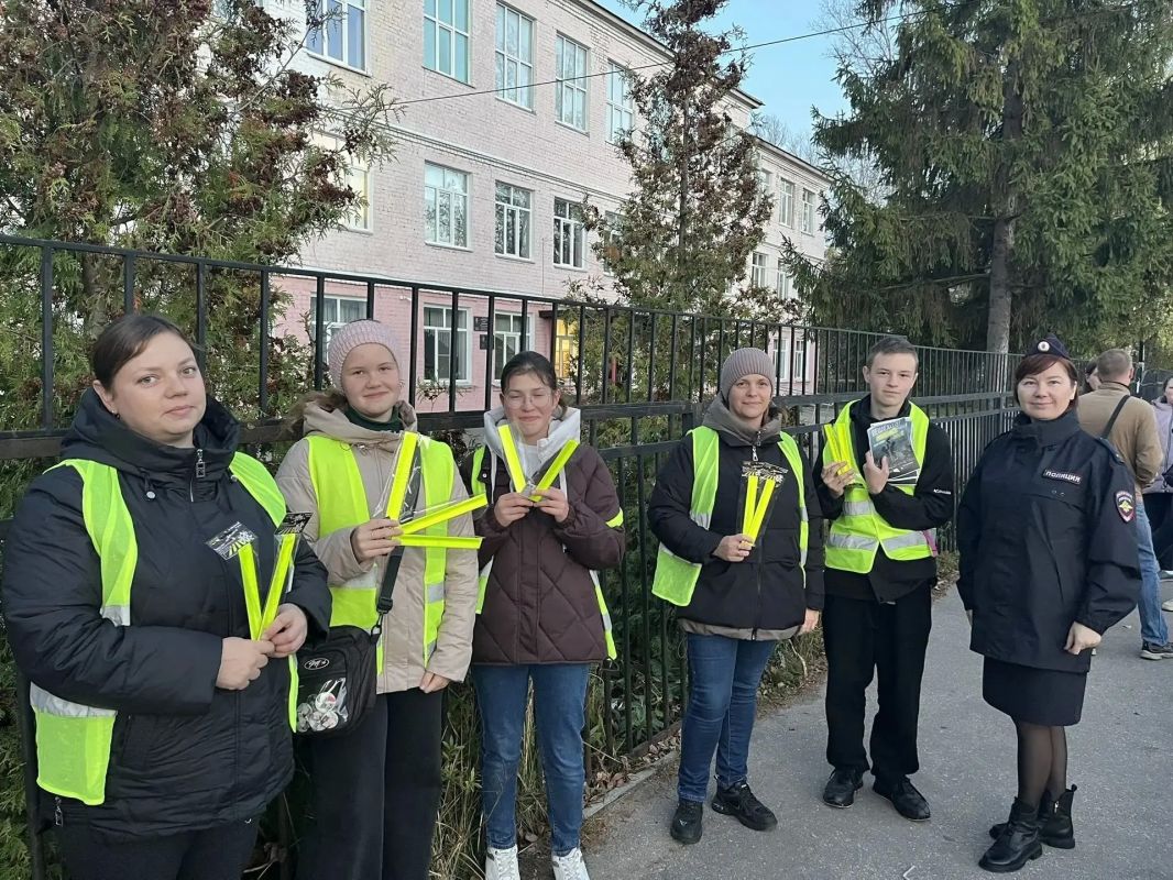 СТАРТОВАЛА АКЦИЯ «ЗАСВЕТИСЬ»! СТАРТОВАЛА АКЦИЯ «ЗАСВЕТИСЬ»!