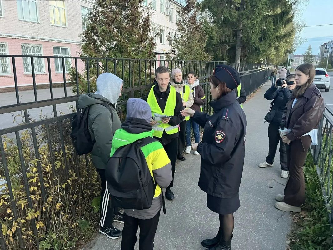 СТАРТОВАЛА АКЦИЯ «ЗАСВЕТИСЬ»! СТАРТОВАЛА АКЦИЯ «ЗАСВЕТИСЬ»!