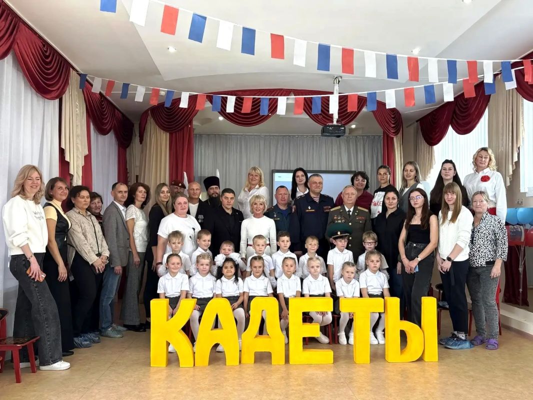 В детском саду Нижнего Новгорода состоялась торжественная церемония открытия третьей кадетской группы Росгвардии В детском саду Нижнего Новгорода состоялась торжественная церемония открытия третьей кадетской группы Росгвардии
