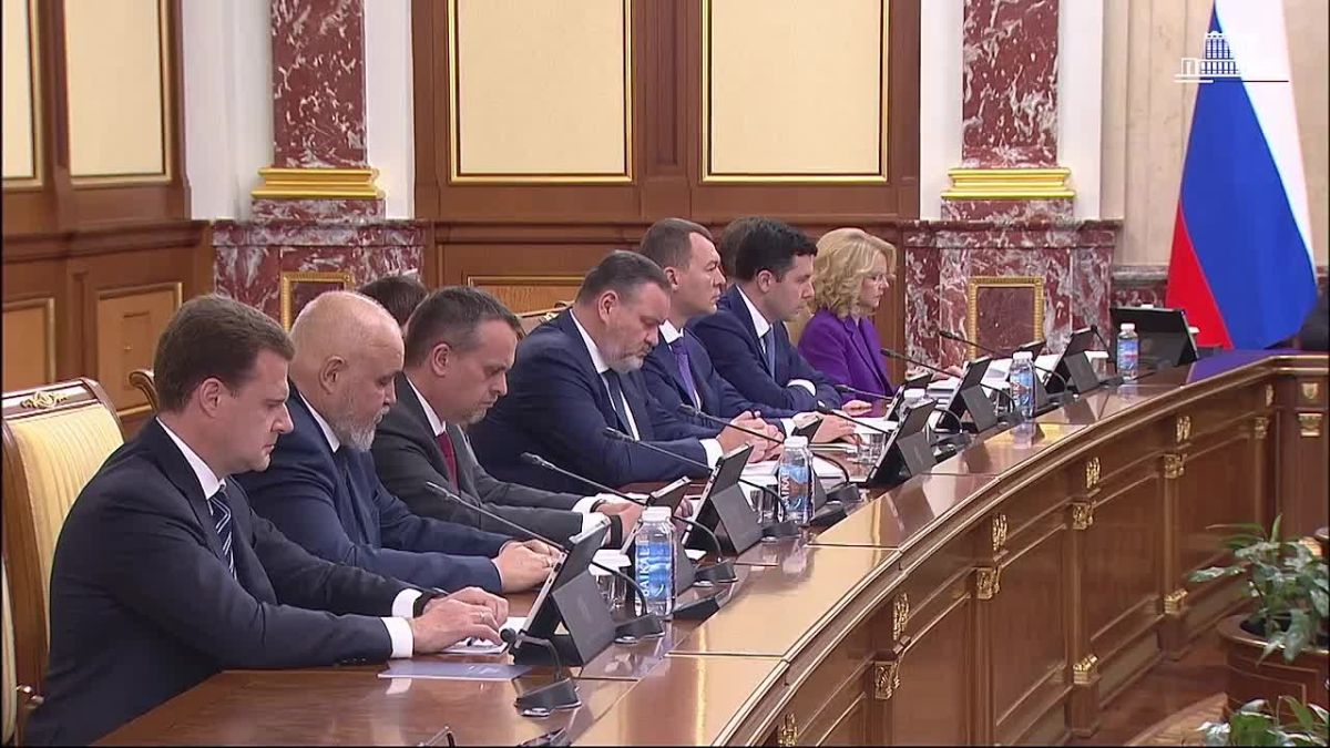 Глеб Никитин: Правительство России поддержало закупку для Нижегородской области не менее 38 современных троллейбусов с увеличенным автономным ходом! Поставки техники должны состояться уже в ближайшие месяцы