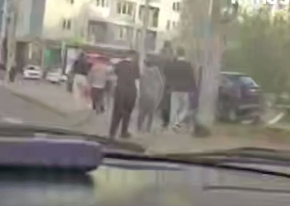 Сотрудники ГАИ Нижнего Новгорода устанавливают обстоятельства ДТП на ул. Студёная