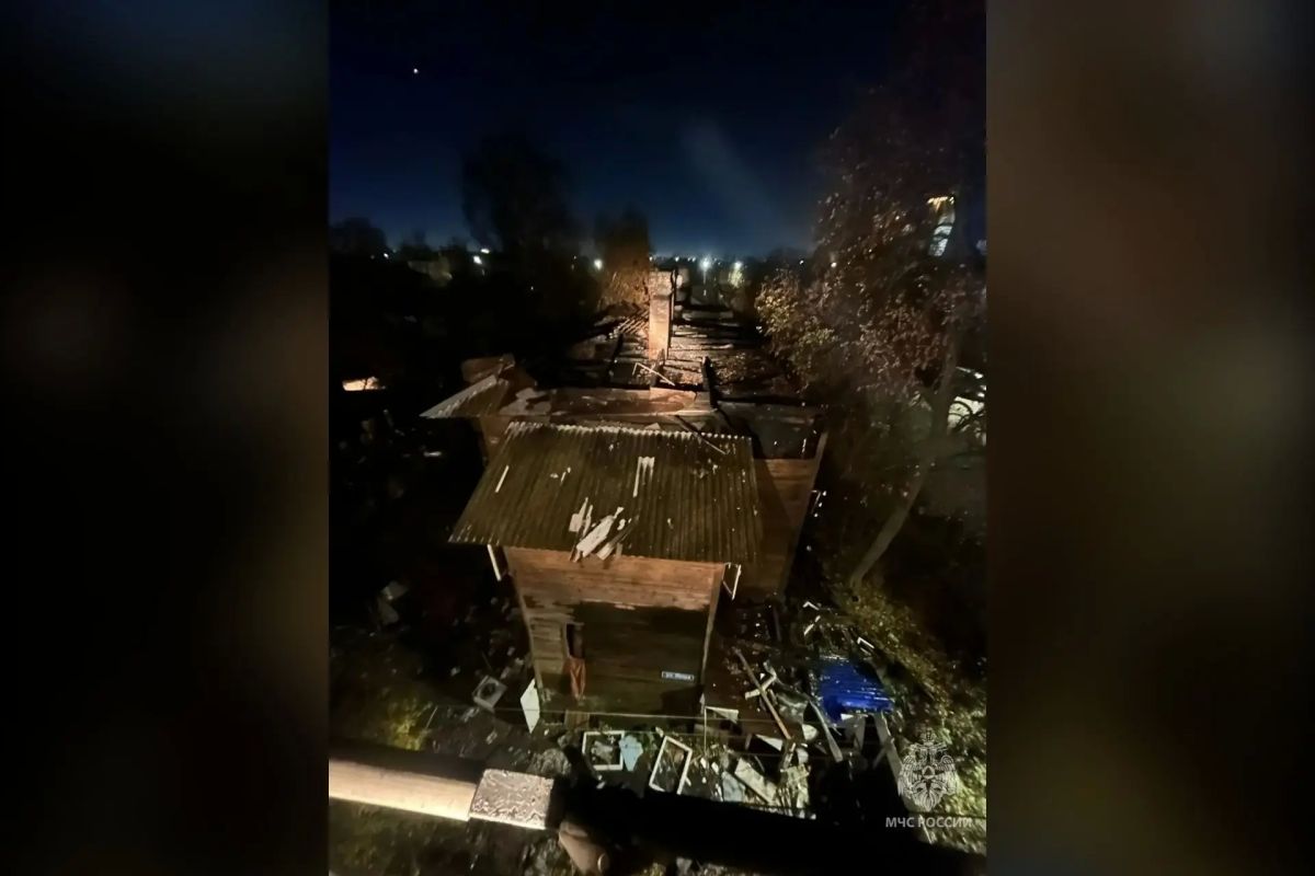 Два многоквартирных дома сгорели в результате поджога в Нижнем Новгороде Два многоквартирных дома сгорели в результате поджога в Нижнем Новгороде