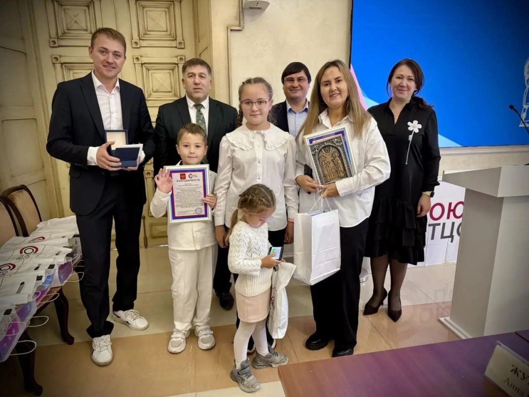 Пять отцов из Нижегородской области стали победителями Всероссийского конкурса «Папа года 2026» Пять отцов из Нижегородской области стали победителями Всероссийского конкурса «Папа года 2026»