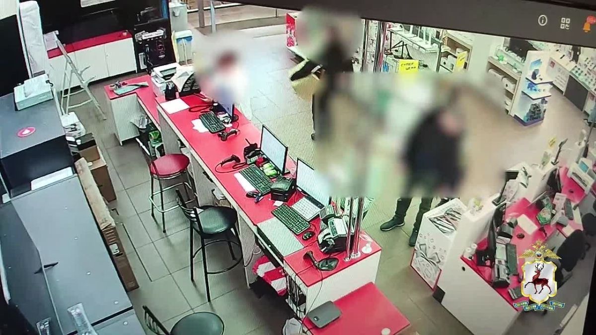 «Денежка за чужую технику»: в Нижнем Новгороде перед судом предстанут четверо граждан за мошенничество с гарантийной техникой