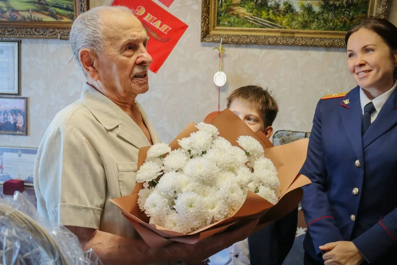 Ветерану из Нижнего Новгорода Владимиру Дмитриеву исполнился 91 год