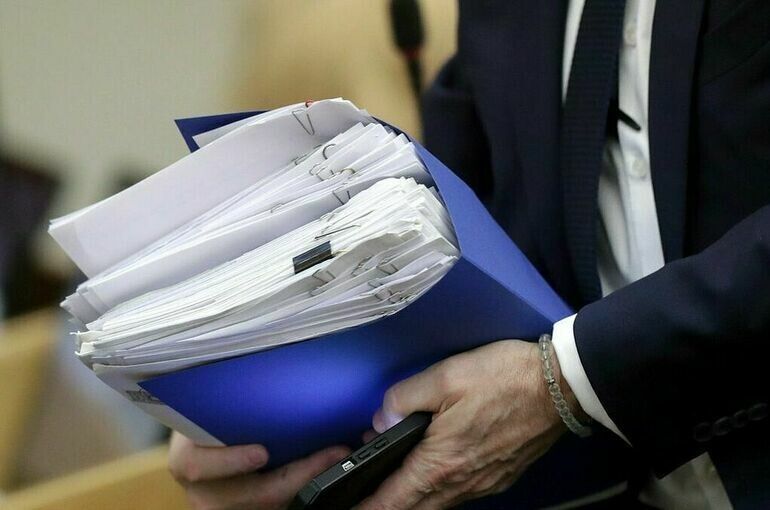 Госдума вводит ограничения на господдержку для новых граждан РФ