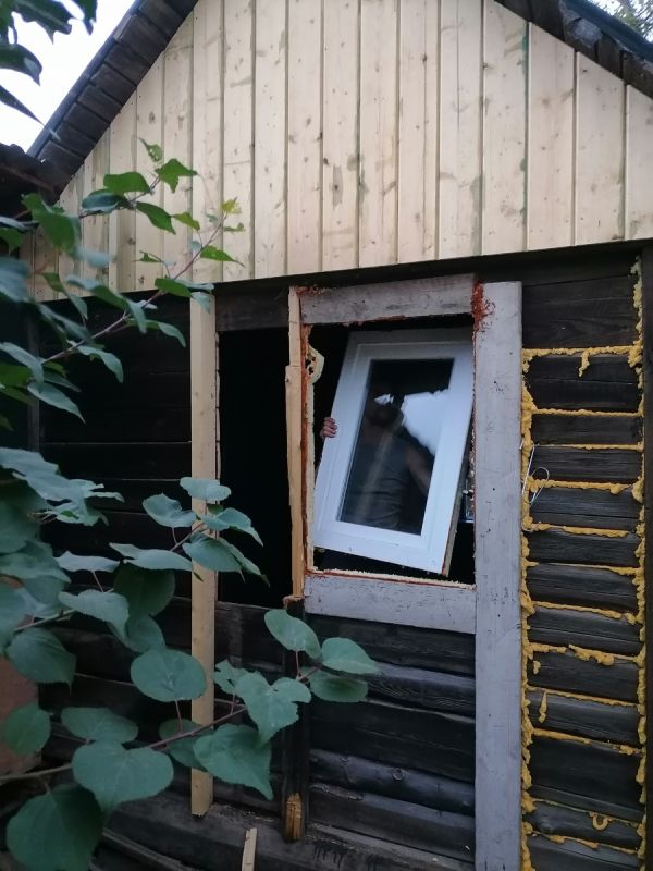 Дачные приключения: как заброшенный домик превращается в уютное пространство