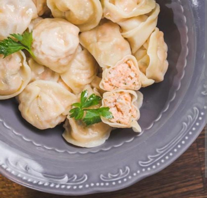 Вкусное постное блюдо: рыбные пельмени от шефа Олега Ольхова