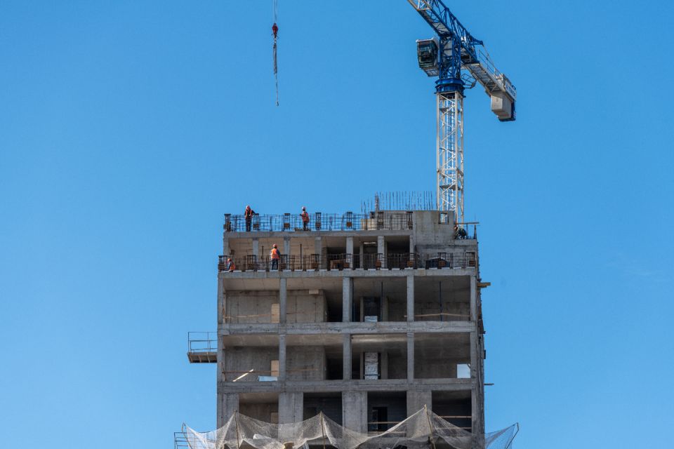 Путин разъяснил отмену моратория на штрафы для застройщиков